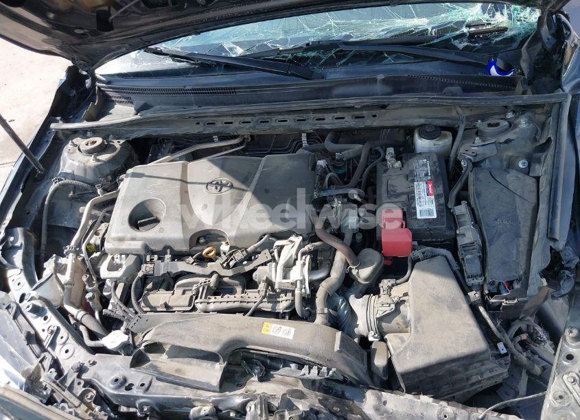 Photo 10 of 2019 Toyota Camry LE (VIN 4T1B11HK0KU849912)