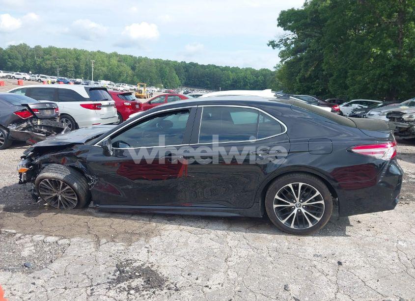 Photo 14 of 2019 Toyota Camry SE (VIN 4T1B11HK0KU854530)