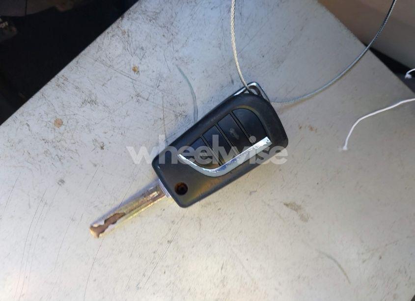 Photo 11 of 2018 Toyota Camry LE (VIN 4T1B11HK1JU060571)