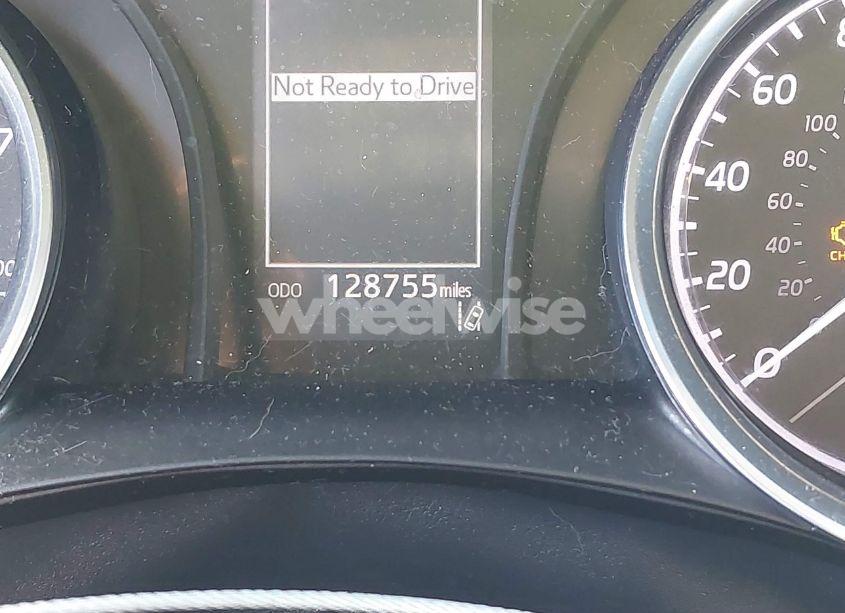 Photo 7 of 2018 Toyota Camry LE (VIN 4T1B11HK1JU060571)