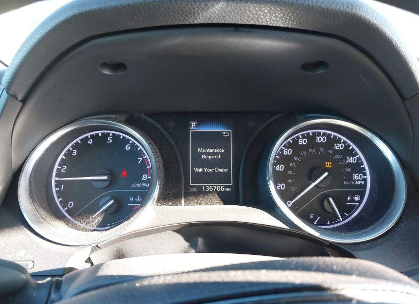 Photo 7 of 2018 Toyota Camry LE (VIN 4T1B11HK1JU088449)