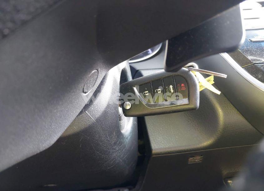 Photo 11 of 2018 Toyota Camry SE (VIN 4T1B11HK1JU097829)