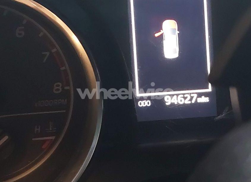 Photo 7 of 2018 Toyota Camry SE (VIN 4T1B11HK1JU102589)