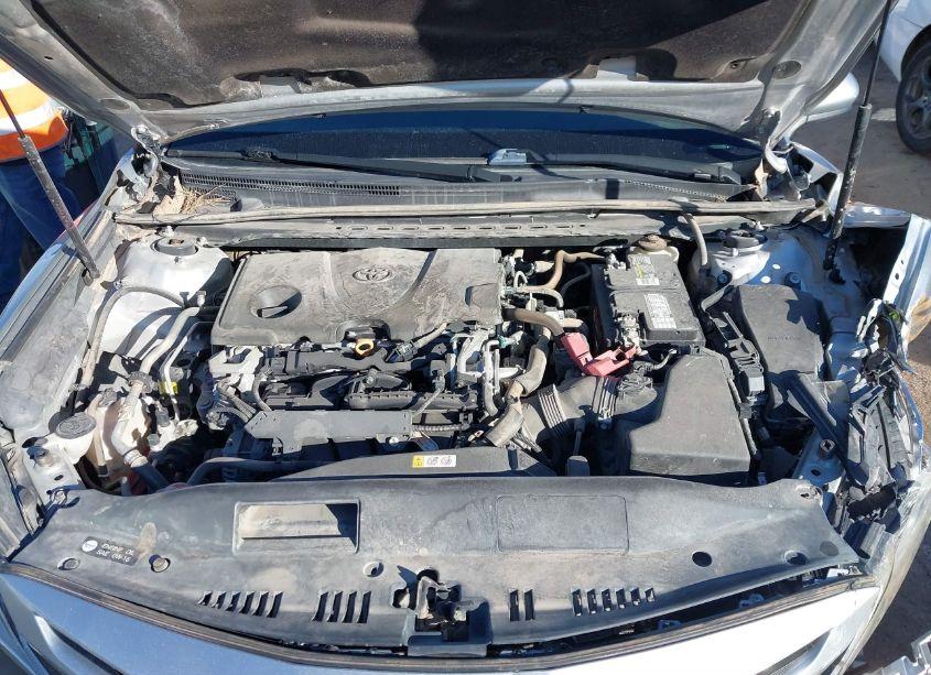 Photo 10 of 2018 Toyota Camry SE (VIN 4T1B11HK1JU109056)