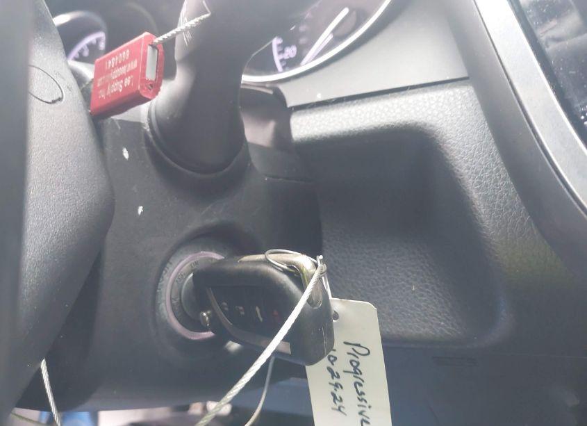 Photo 11 of 2018 Toyota Camry SE (VIN 4T1B11HK1JU127590)