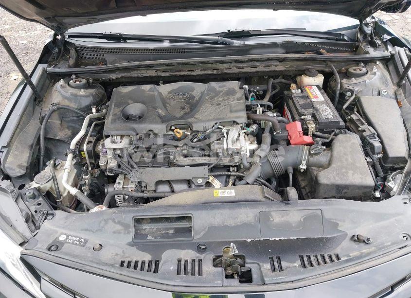 Photo 10 of 2018 Toyota Camry L/LE/SE/XLE (VIN 4T1B11HK1JU540044)