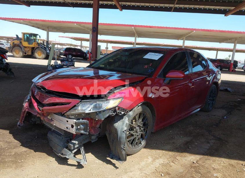 Photo 18 of 2018 Toyota Camry SE (VIN 4T1B11HK1JU554896)