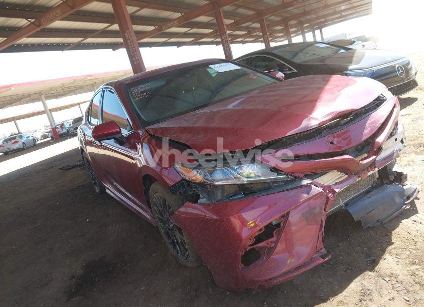 Photo 19 of 2018 Toyota Camry SE (VIN 4T1B11HK1JU554896)