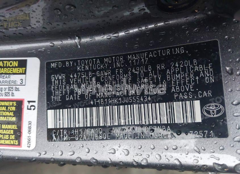 Photo 9 of 2018 Toyota Camry LE (VIN 4T1B11HK1JU555434)