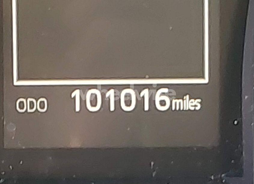 Photo 15 of 2018 Toyota Camry LE (VIN 4T1B11HK1JU580009)