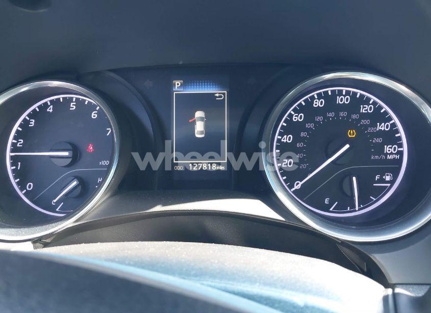 Photo 7 of 2018 Toyota Camry SE (VIN 4T1B11HK1JU581130)