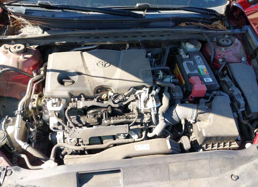 Photo 10 of 2018 Toyota Camry SE (VIN 4T1B11HK1JU641889)