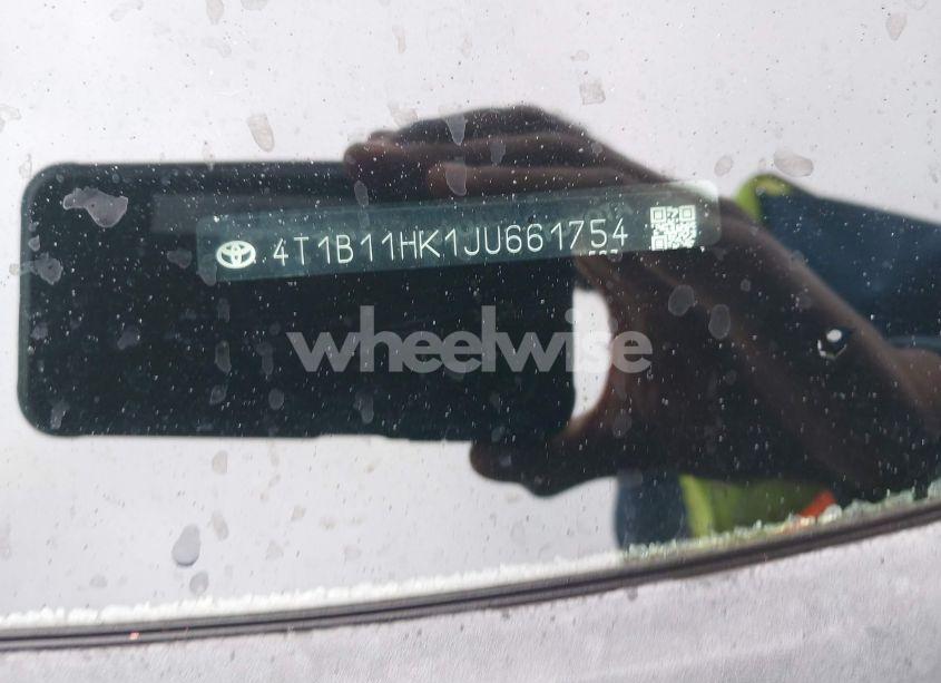 Photo 9 of 2018 Toyota Camry SE (VIN 4T1B11HK1JU661754)