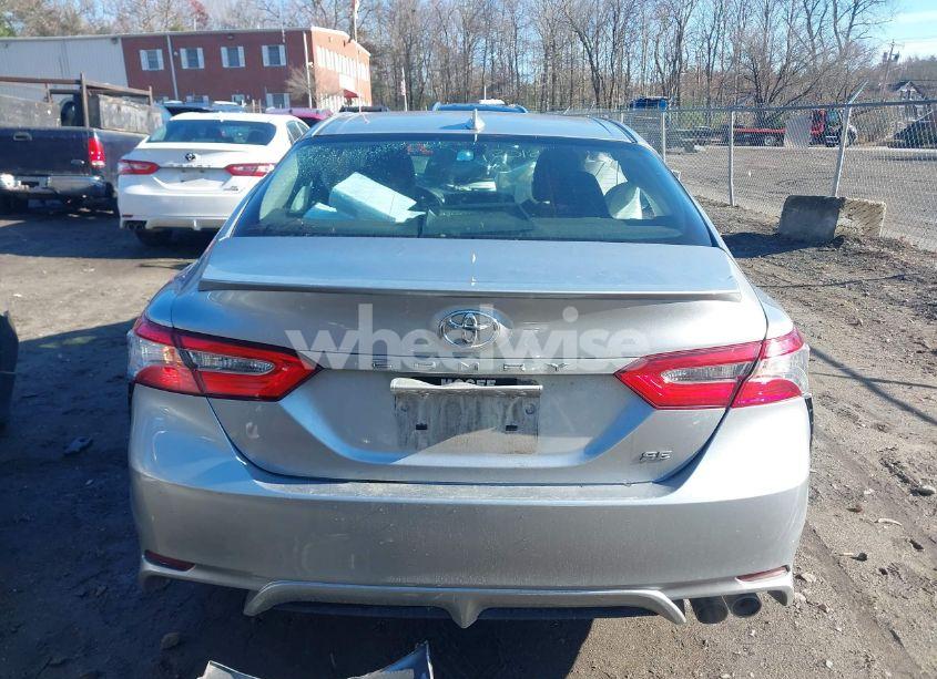 Photo 16 of 2019 Toyota Camry SE (VIN 4T1B11HK1KU170294)