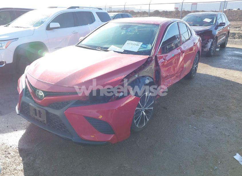 Photo 2 of 2019 Toyota Camry SE (VIN 4T1B11HK1KU188388)