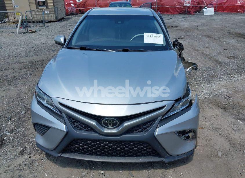 Photo 12 of 2019 Toyota Camry SE (VIN 4T1B11HK1KU204024)