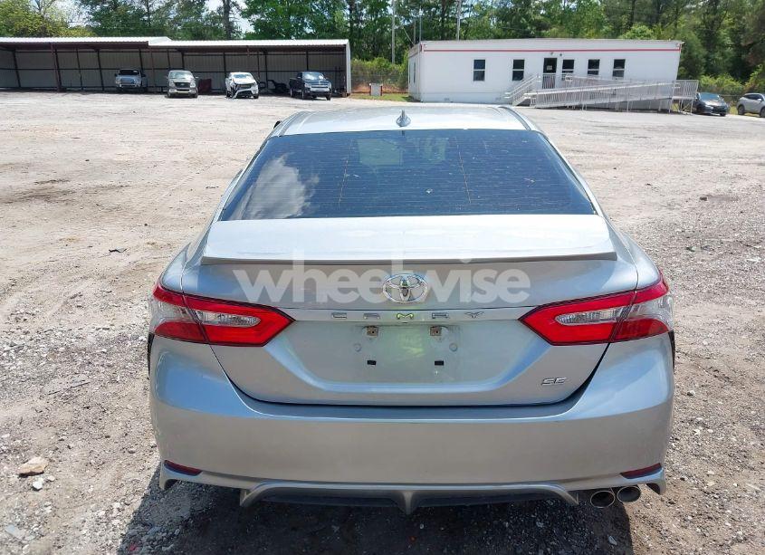 Photo 16 of 2019 Toyota Camry SE (VIN 4T1B11HK1KU204024)