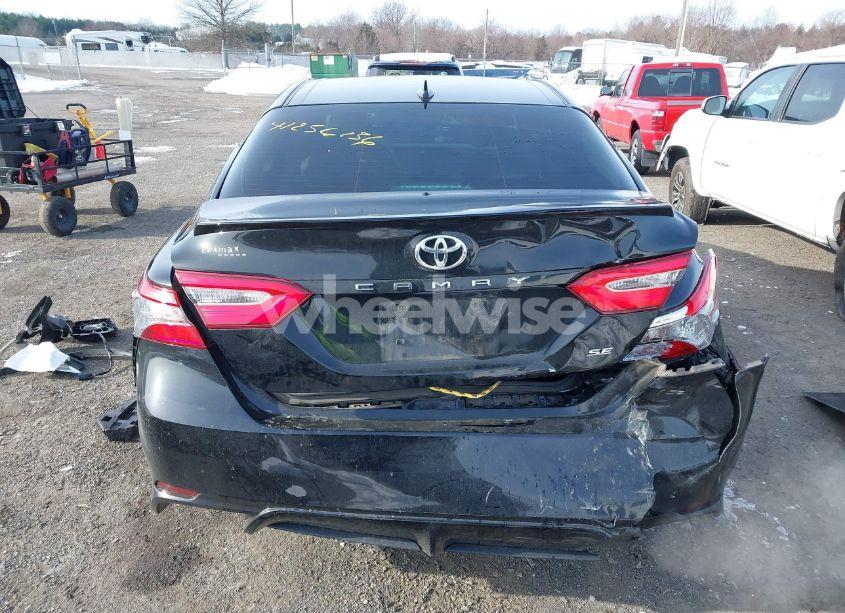 Photo 17 of 2019 Toyota Camry SE (VIN 4T1B11HK1KU225844)