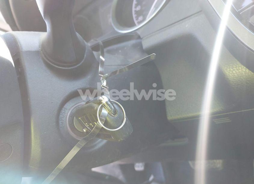 Photo 11 of 2019 Toyota Camry LE (VIN 4T1B11HK1KU233345)