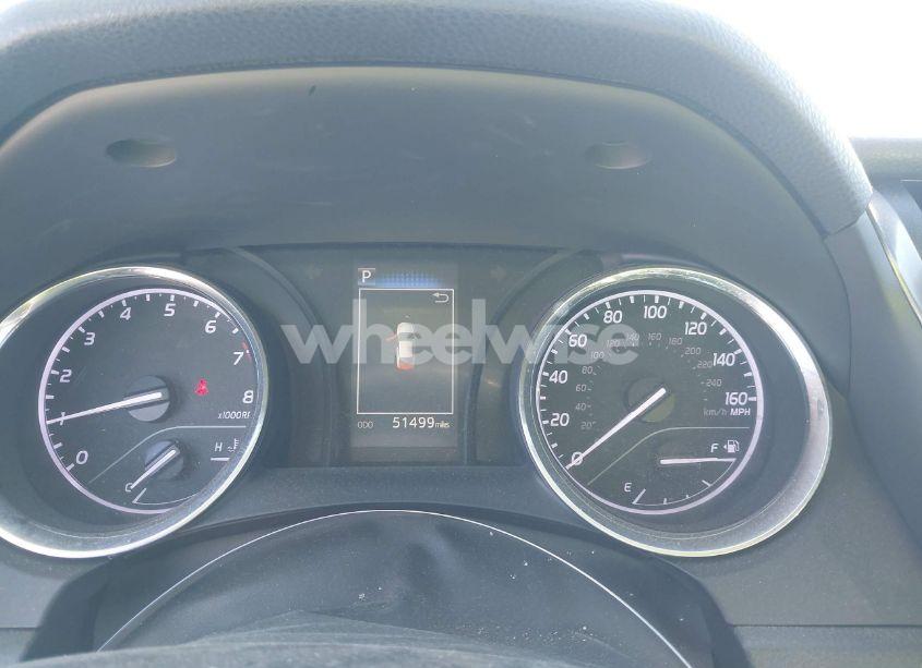 Photo 16 of 2019 Toyota Camry LE (VIN 4T1B11HK1KU233345)