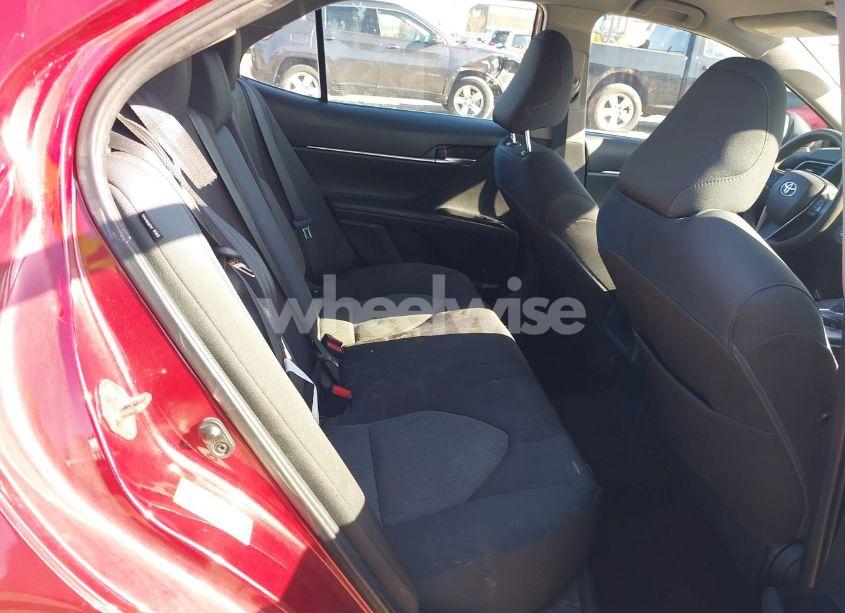 Photo 8 of 2019 Toyota Camry LE (VIN 4T1B11HK1KU233345)