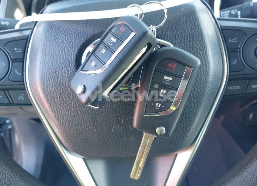 Photo 11 of 2019 Toyota Camry LE (VIN 4T1B11HK1KU259007)