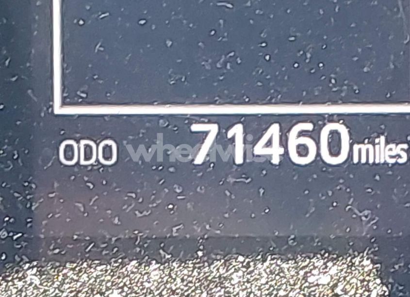 Photo 15 of 2019 Toyota Camry LE (VIN 4T1B11HK1KU259007)