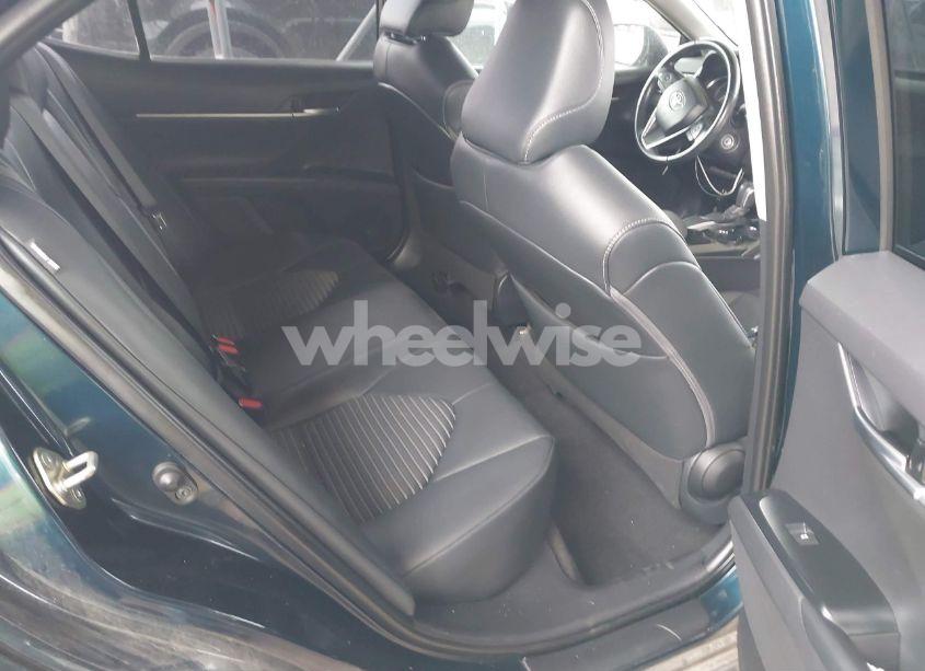 Photo 8 of 2019 Toyota Camry SE (VIN 4T1B11HK1KU276583)