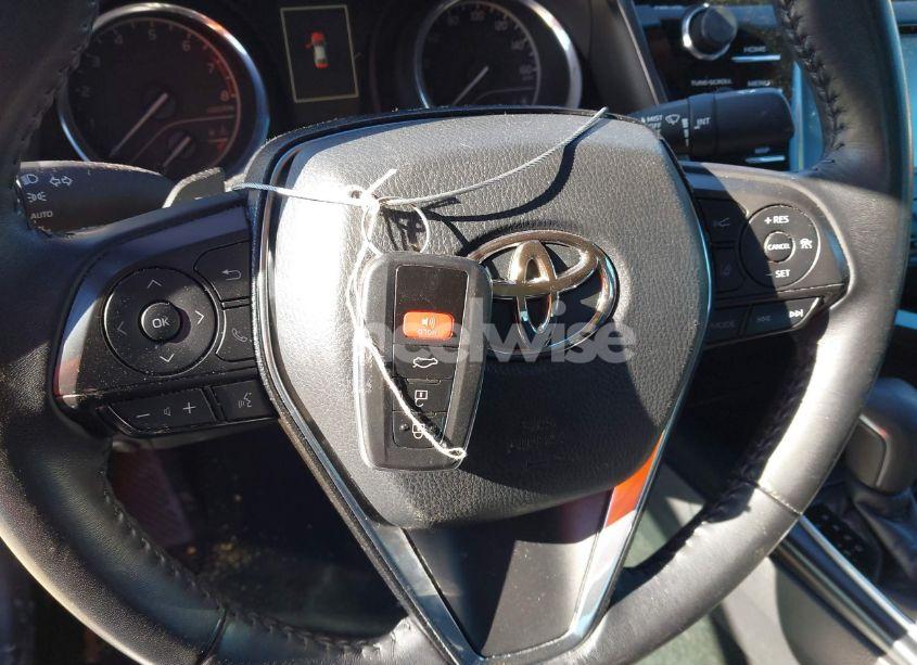 Photo 11 of 2019 Toyota Camry SE (VIN 4T1B11HK1KU278110)