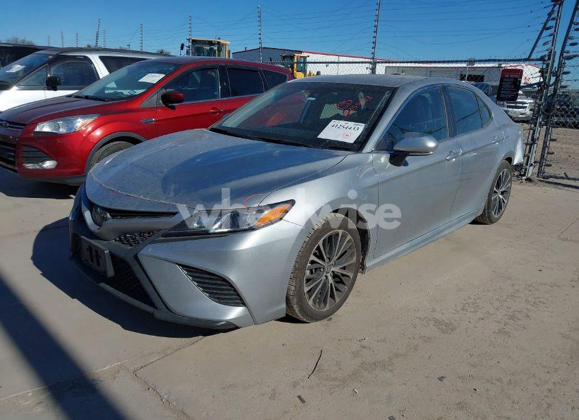 Photo 2 of 2019 Toyota Camry SE (VIN 4T1B11HK1KU278110)
