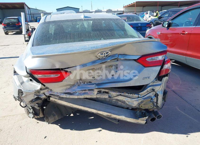 Photo 6 of 2019 Toyota Camry SE (VIN 4T1B11HK1KU278110)