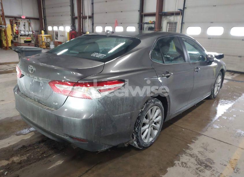 Photo 4 of 2019 Toyota Camry LE (VIN 4T1B11HK1KU291214)