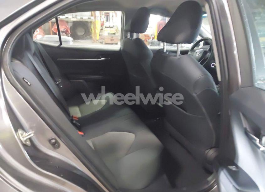 Photo 8 of 2019 Toyota Camry LE (VIN 4T1B11HK1KU291214)