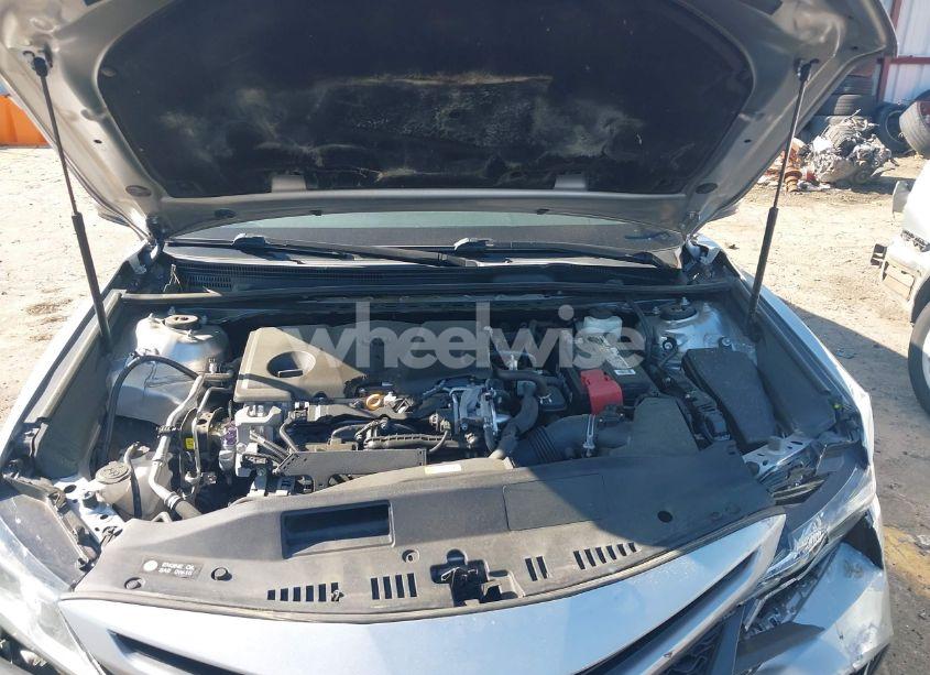 Photo 10 of 2019 Toyota Camry SE (VIN 4T1B11HK1KU681049)