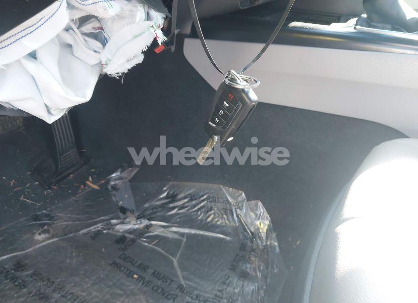 Photo 11 of 2019 Toyota Camry SE (VIN 4T1B11HK1KU681049)