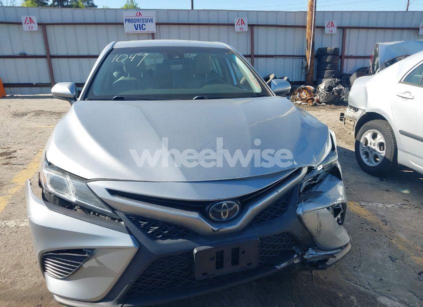 Photo 12 of 2019 Toyota Camry SE (VIN 4T1B11HK1KU681049)