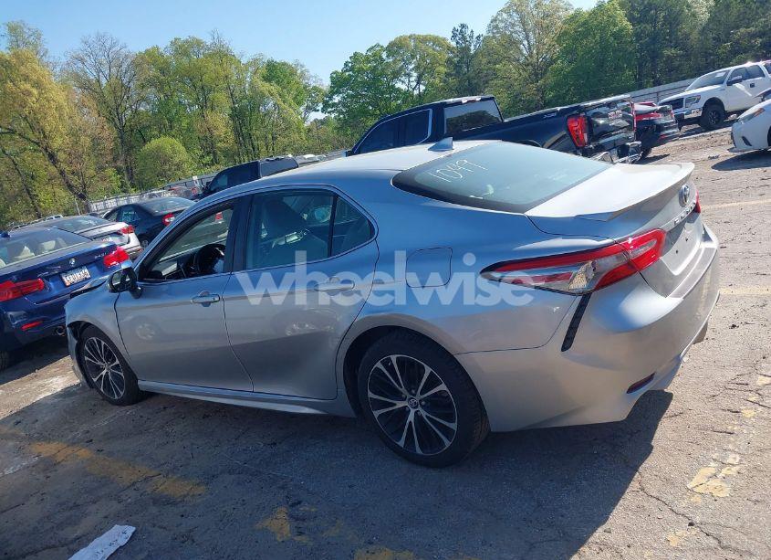 Photo 14 of 2019 Toyota Camry SE (VIN 4T1B11HK1KU681049)