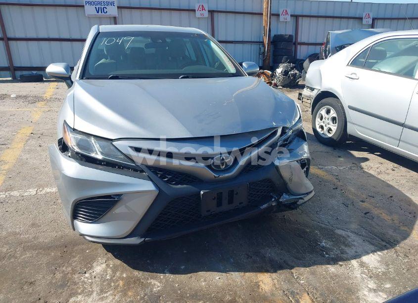 Photo 6 of 2019 Toyota Camry SE (VIN 4T1B11HK1KU681049)