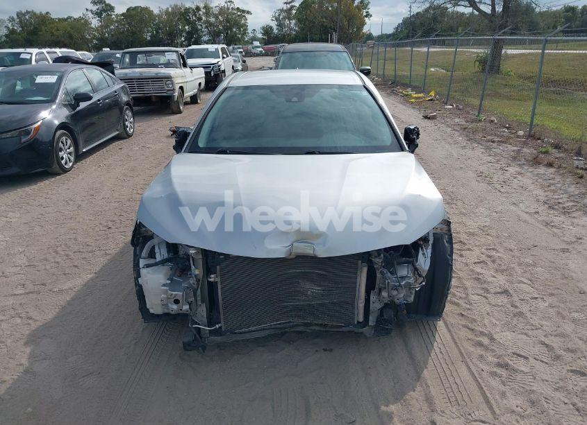 Photo 13 of 2019 Toyota Camry SE (VIN 4T1B11HK1KU694335)