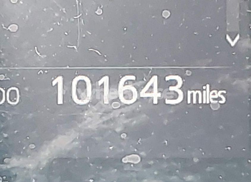 Photo 16 of 2019 Toyota Camry SE (VIN 4T1B11HK1KU694335)