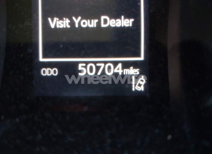 Photo 15 of 2019 Toyota Camry LE (VIN 4T1B11HK1KU702188)