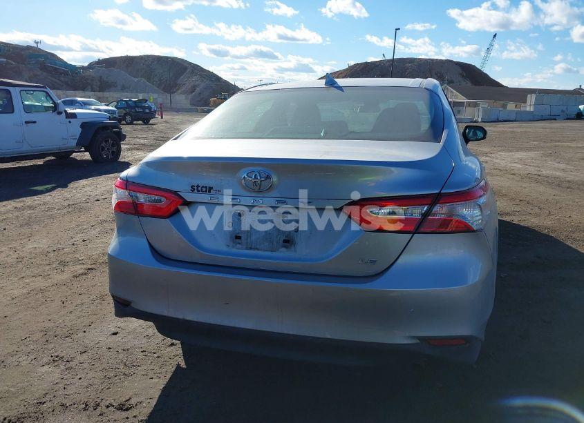 Photo 16 of 2019 Toyota Camry LE (VIN 4T1B11HK1KU702188)