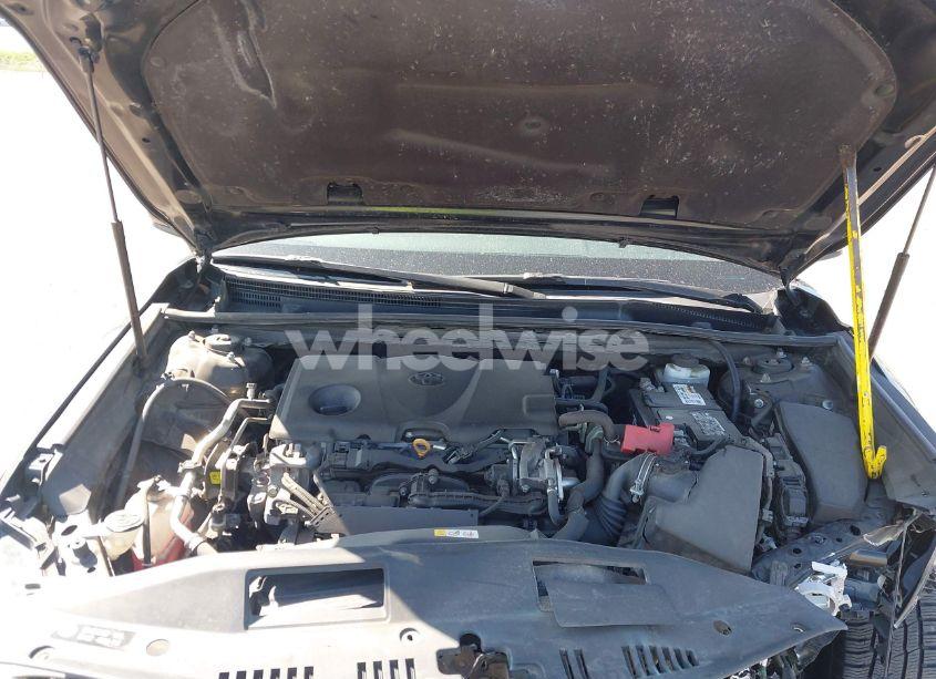 Photo 10 of 2019 Toyota Camry SE (VIN 4T1B11HK1KU714938)