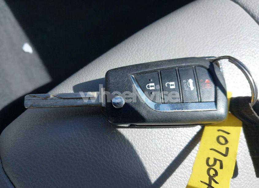 Photo 11 of 2019 Toyota Camry SE (VIN 4T1B11HK1KU714938)