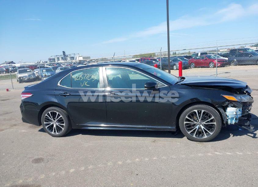 Photo 13 of 2019 Toyota Camry SE (VIN 4T1B11HK1KU714938)