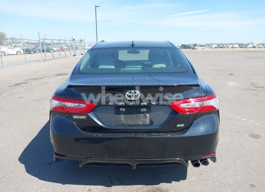 Photo 16 of 2019 Toyota Camry SE (VIN 4T1B11HK1KU714938)