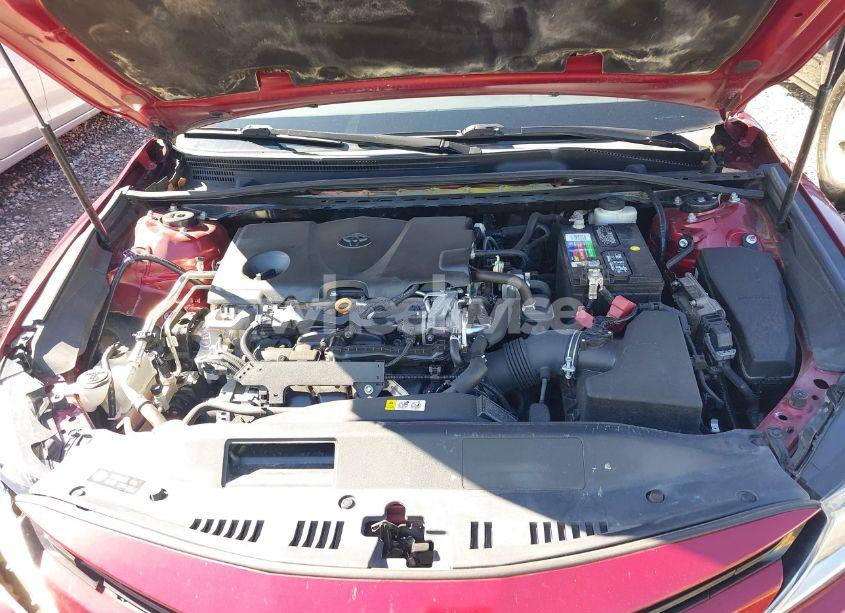 Photo 10 of 2019 Toyota Camry LE (VIN 4T1B11HK1KU715667)