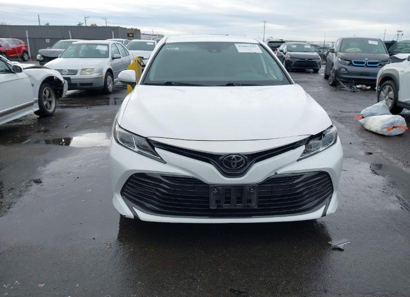 Photo 12 of 2019 Toyota Camry LE (VIN 4T1B11HK1KU719816)