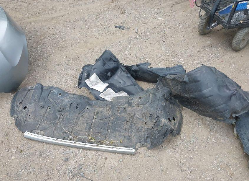 Photo 12 of 2019 Toyota Camry LE (VIN 4T1B11HK1KU785377)