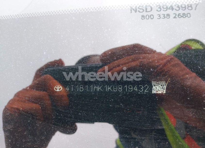 Photo 9 of 2019 Toyota Camry XLE (VIN 4T1B11HK1KU819432)